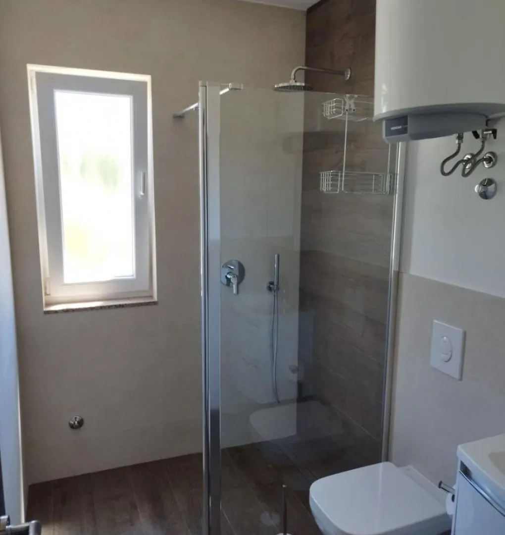 Apartments Fuzi - 50 M From Sea Bibinje